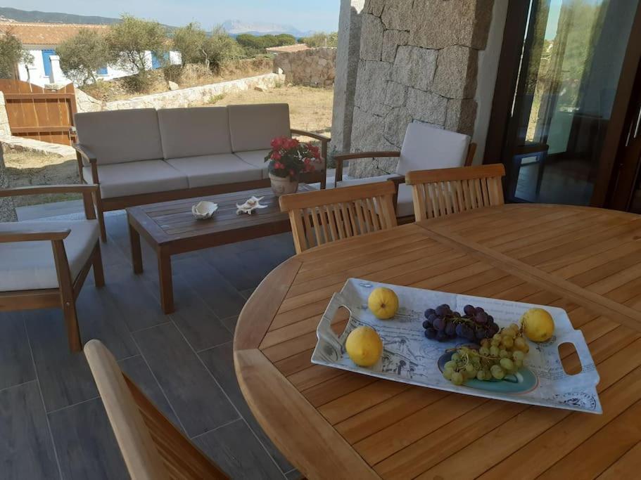 Villa Indipendente Al Mare Budoni Танаунела Екстериор снимка